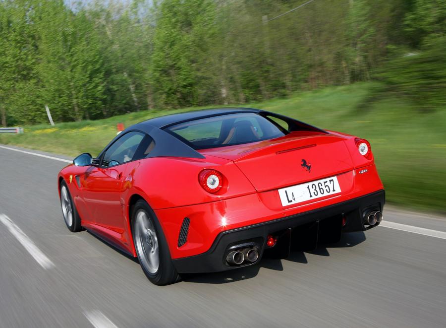  Ferrari 599 GTO 2010 года  (фото 34 из 39)